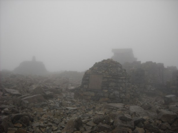 Hei, te bija jābūt smukai bildītei!