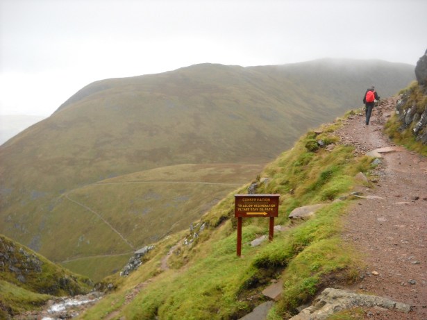 Hei, te bija jābūt smukai bildītei!